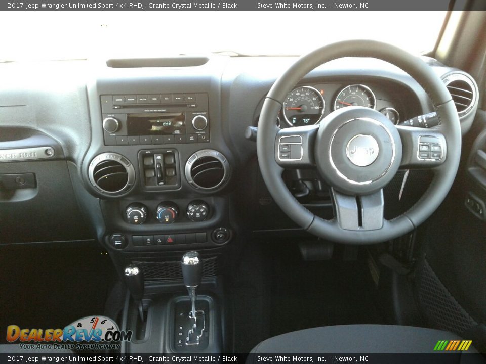2017 Jeep Wrangler Unlimited Sport 4x4 RHD Granite Crystal Metallic / Black Photo #22
