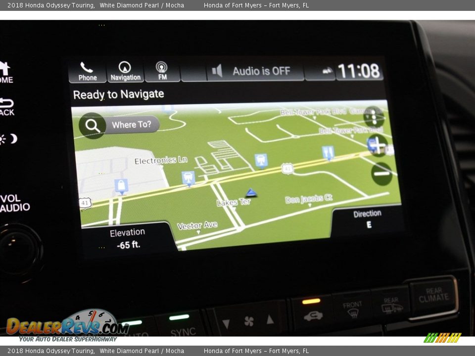 2018 Honda Odyssey Touring White Diamond Pearl / Mocha Photo #19