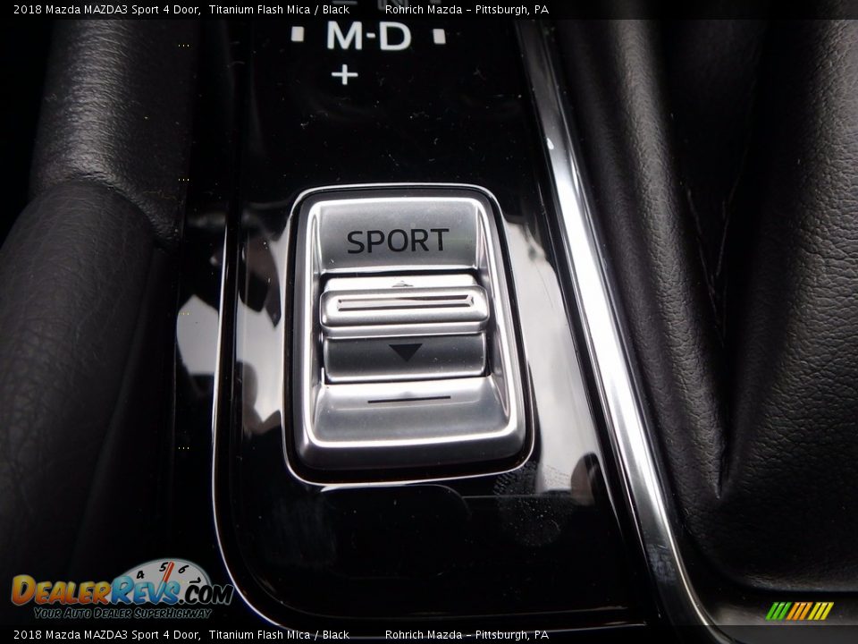 2018 Mazda MAZDA3 Sport 4 Door Titanium Flash Mica / Black Photo #15