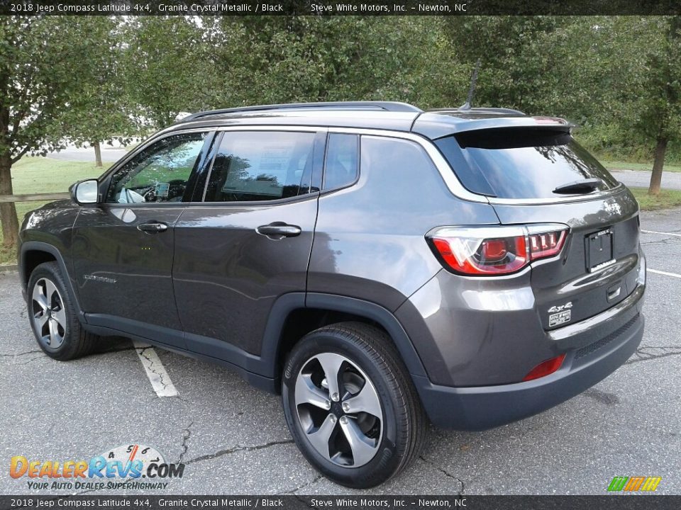 2018 Jeep Compass Latitude 4x4 Granite Crystal Metallic / Black Photo #8