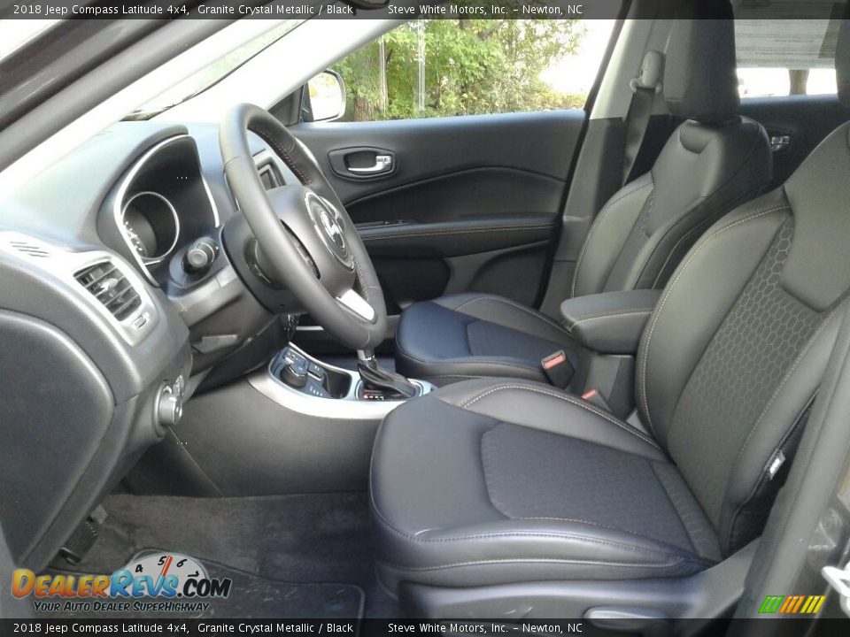 2018 Jeep Compass Latitude 4x4 Granite Crystal Metallic / Black Photo #10