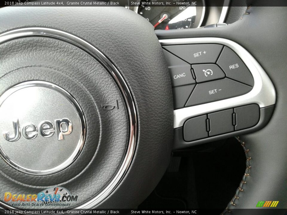 2018 Jeep Compass Latitude 4x4 Granite Crystal Metallic / Black Photo #17