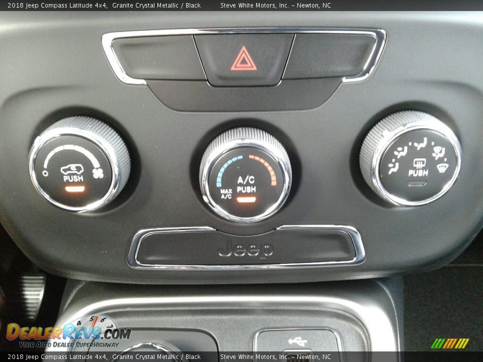 2018 Jeep Compass Latitude 4x4 Granite Crystal Metallic / Black Photo #21