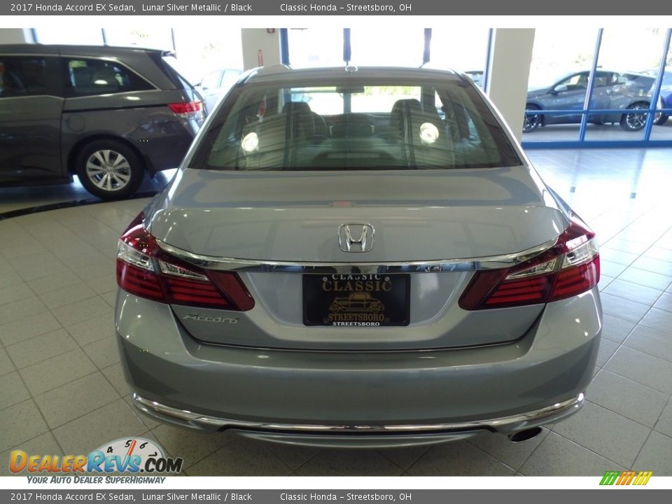 2017 Honda Accord EX Sedan Lunar Silver Metallic / Black Photo #4