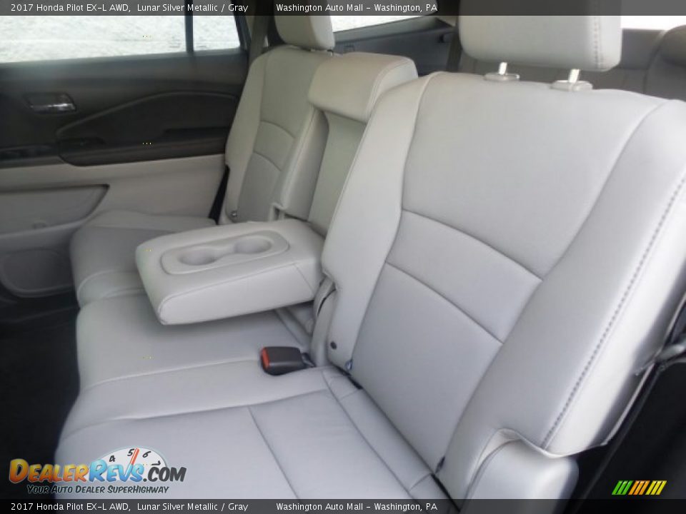 2017 Honda Pilot EX-L AWD Lunar Silver Metallic / Gray Photo #11