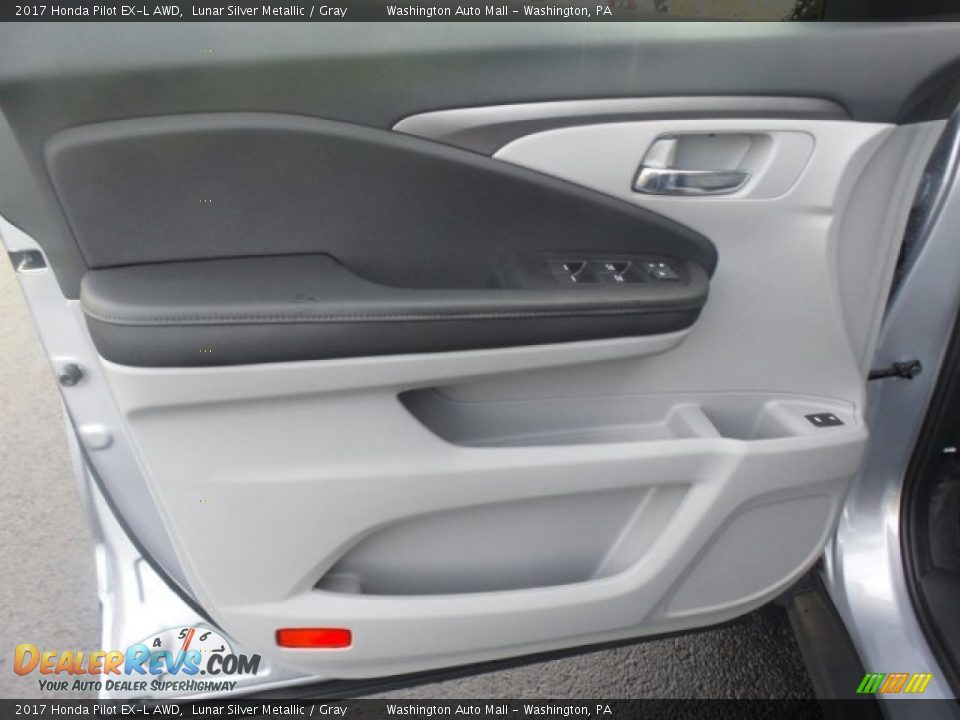 2017 Honda Pilot EX-L AWD Lunar Silver Metallic / Gray Photo #15