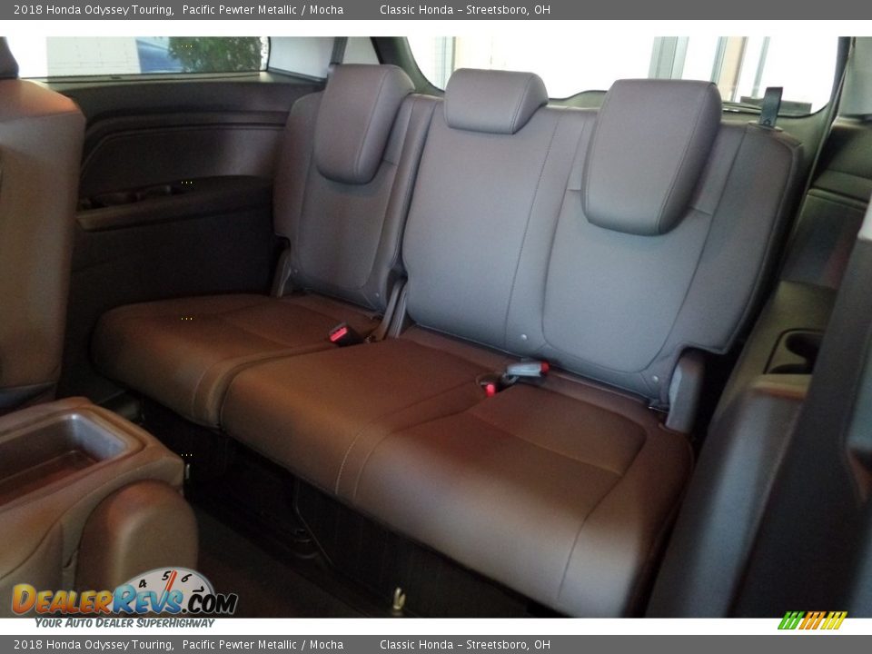 2018 Honda Odyssey Touring Pacific Pewter Metallic / Mocha Photo #10