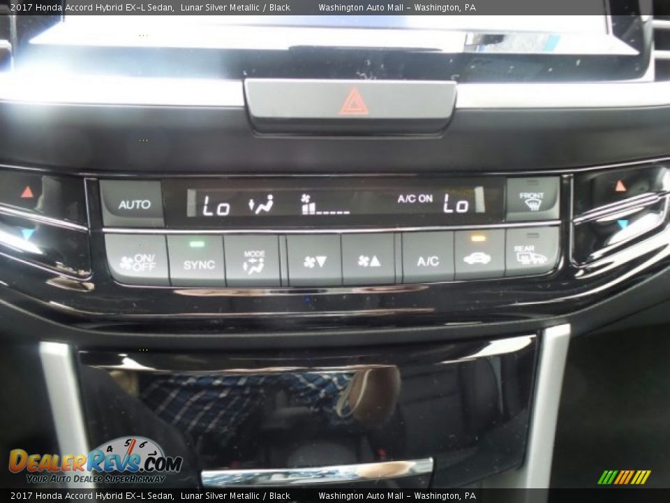 2017 Honda Accord Hybrid EX-L Sedan Lunar Silver Metallic / Black Photo #31