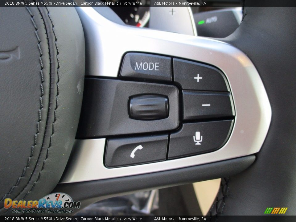 2018 BMW 5 Series M550i xDrive Sedan Carbon Black Metallic / Ivory White Photo #17