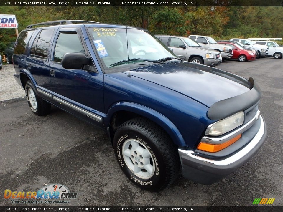 2001 Chevrolet Blazer LS 4x4 Indigo Blue Metallic / Graphite Photo #5