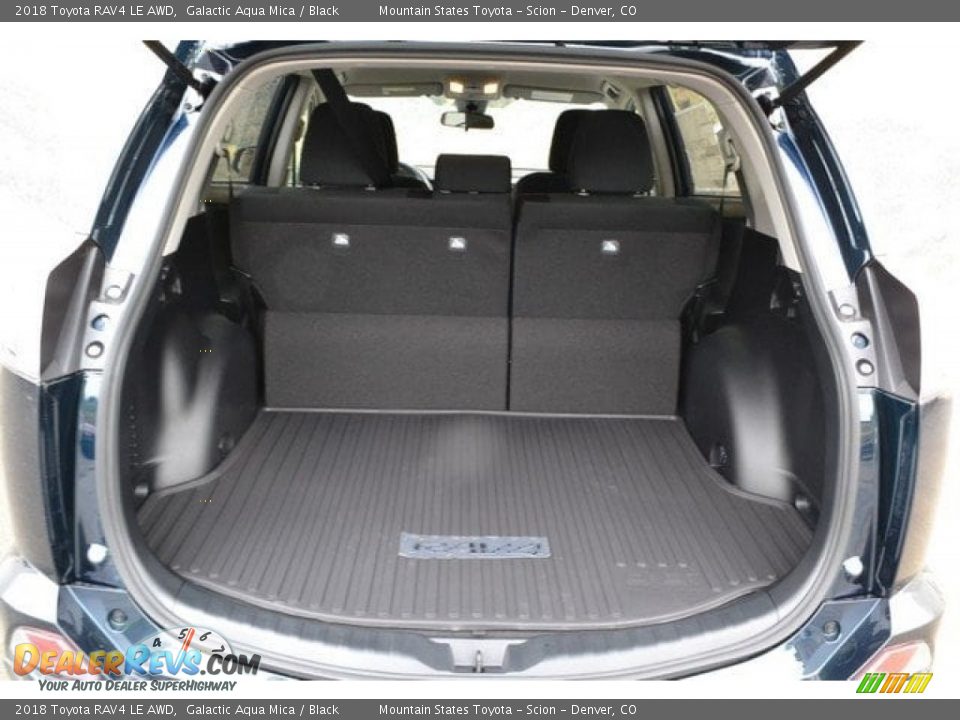 2018 Toyota RAV4 LE AWD Galactic Aqua Mica / Black Photo #8
