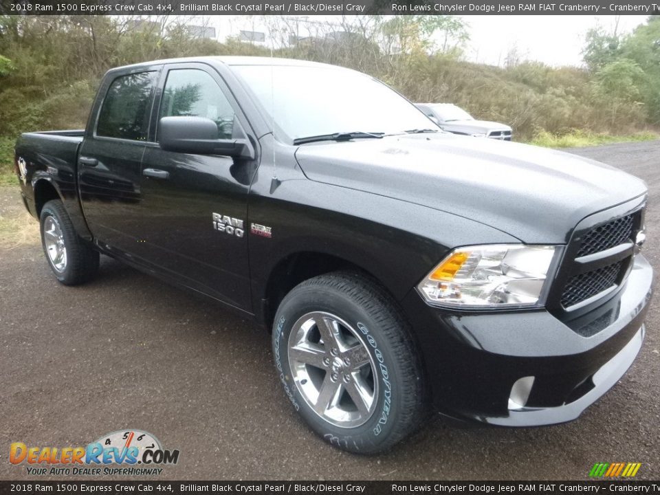 2018 Ram 1500 Express Crew Cab 4x4 Brilliant Black Crystal Pearl / Black/Diesel Gray Photo #7