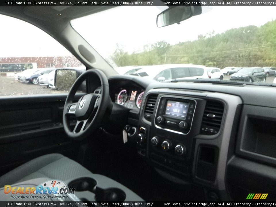 2018 Ram 1500 Express Crew Cab 4x4 Brilliant Black Crystal Pearl / Black/Diesel Gray Photo #11
