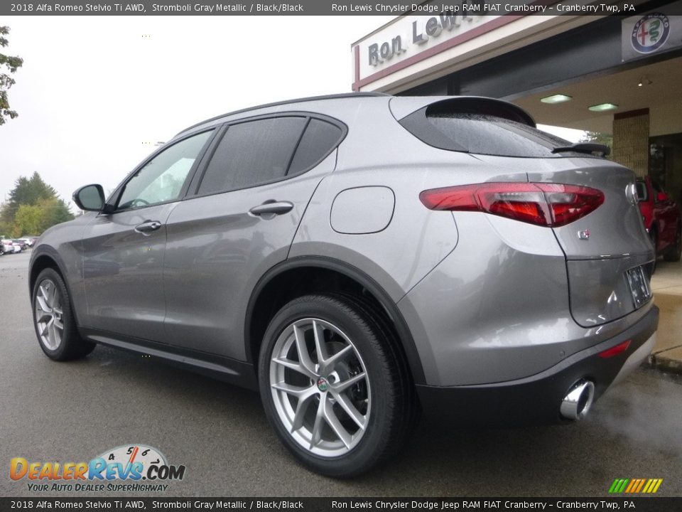 2018 Alfa Romeo Stelvio Ti AWD Stromboli Gray Metallic / Black/Black Photo #5