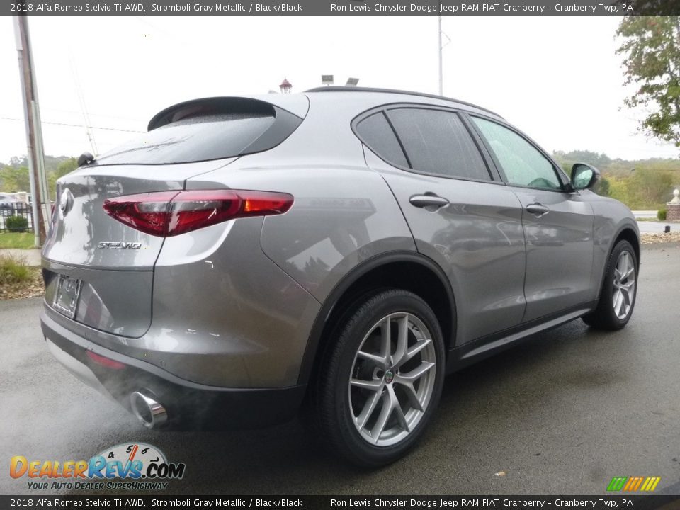 2018 Alfa Romeo Stelvio Ti AWD Stromboli Gray Metallic / Black/Black Photo #8