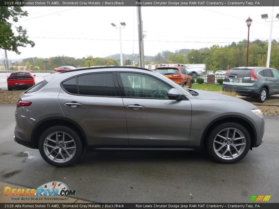2018 Alfa Romeo Stelvio Ti AWD Stromboli Gray Metallic / Black/Black Photo #9