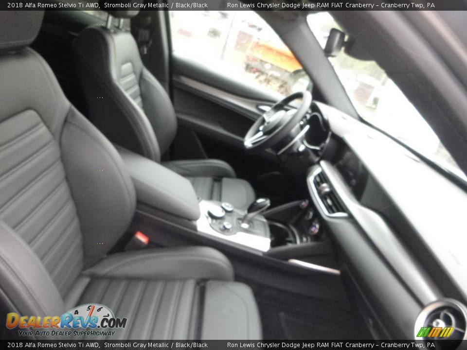 2018 Alfa Romeo Stelvio Ti AWD Stromboli Gray Metallic / Black/Black Photo #14