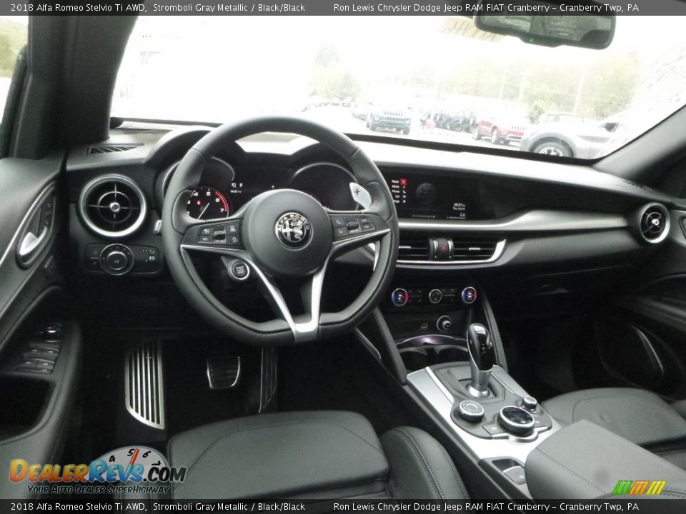 2018 Alfa Romeo Stelvio Ti AWD Stromboli Gray Metallic / Black/Black Photo #17