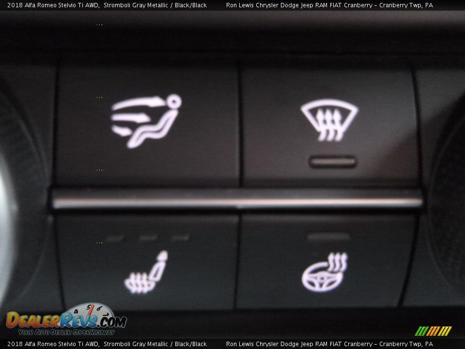 2018 Alfa Romeo Stelvio Ti AWD Stromboli Gray Metallic / Black/Black Photo #25