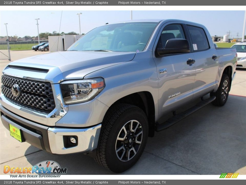 2018 Toyota Tundra SR5 CrewMax 4x4 Silver Sky Metallic / Graphite Photo #3