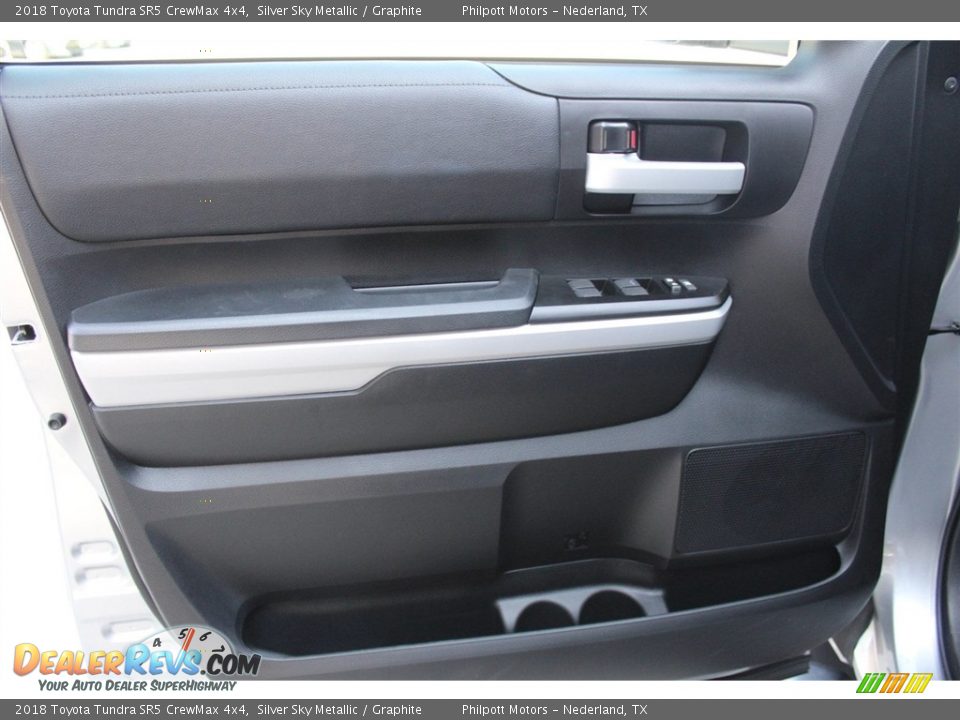 2018 Toyota Tundra SR5 CrewMax 4x4 Silver Sky Metallic / Graphite Photo #8