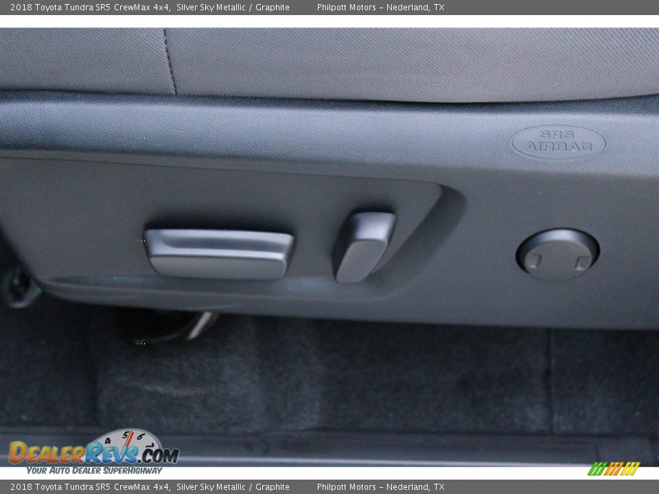 2018 Toyota Tundra SR5 CrewMax 4x4 Silver Sky Metallic / Graphite Photo #11