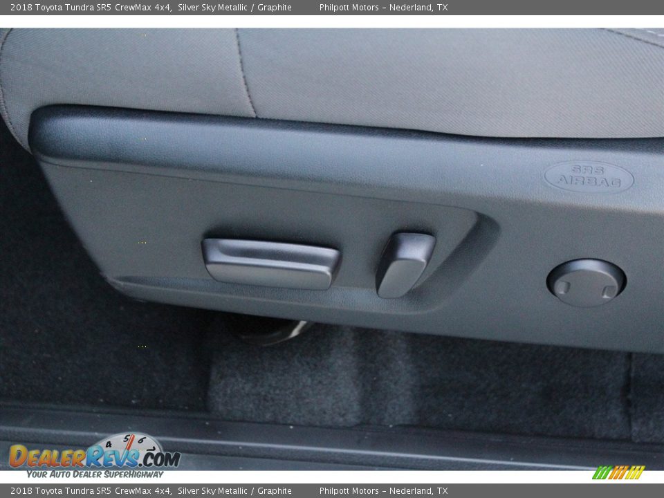 2018 Toyota Tundra SR5 CrewMax 4x4 Silver Sky Metallic / Graphite Photo #11