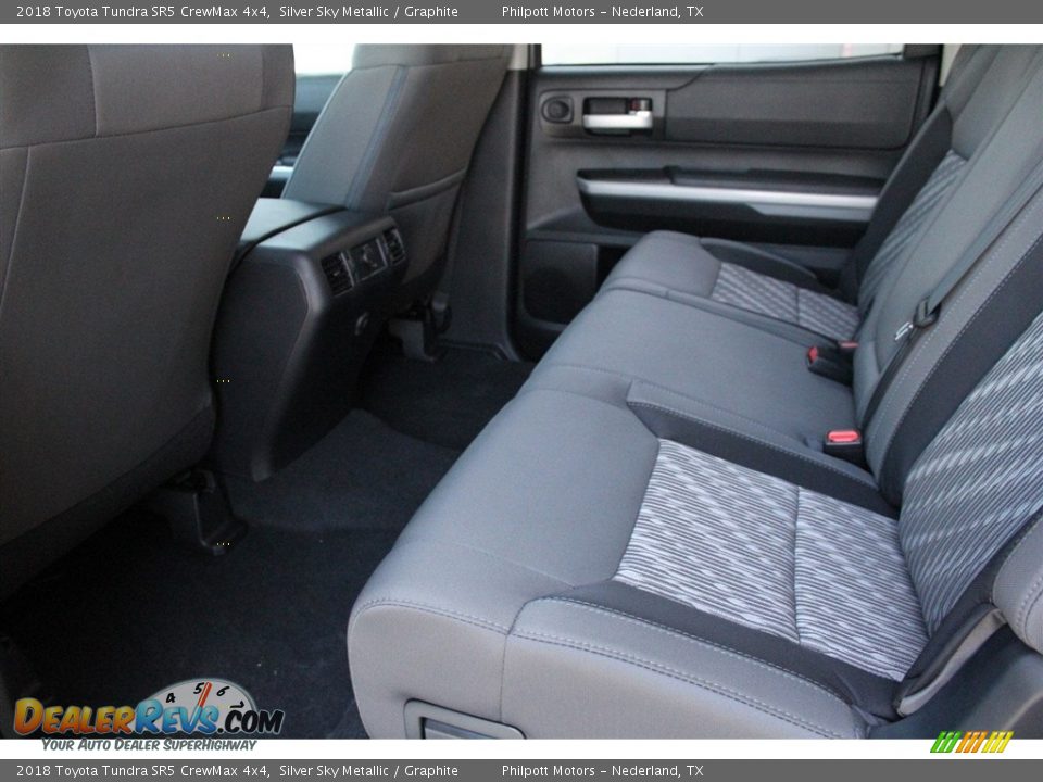 2018 Toyota Tundra SR5 CrewMax 4x4 Silver Sky Metallic / Graphite Photo #19