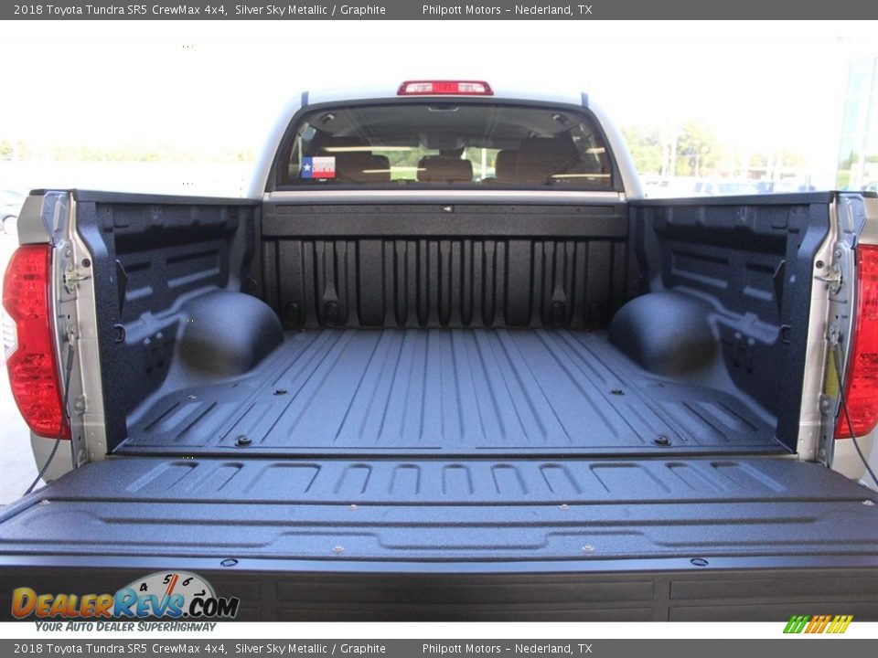 2018 Toyota Tundra SR5 CrewMax 4x4 Silver Sky Metallic / Graphite Photo #22