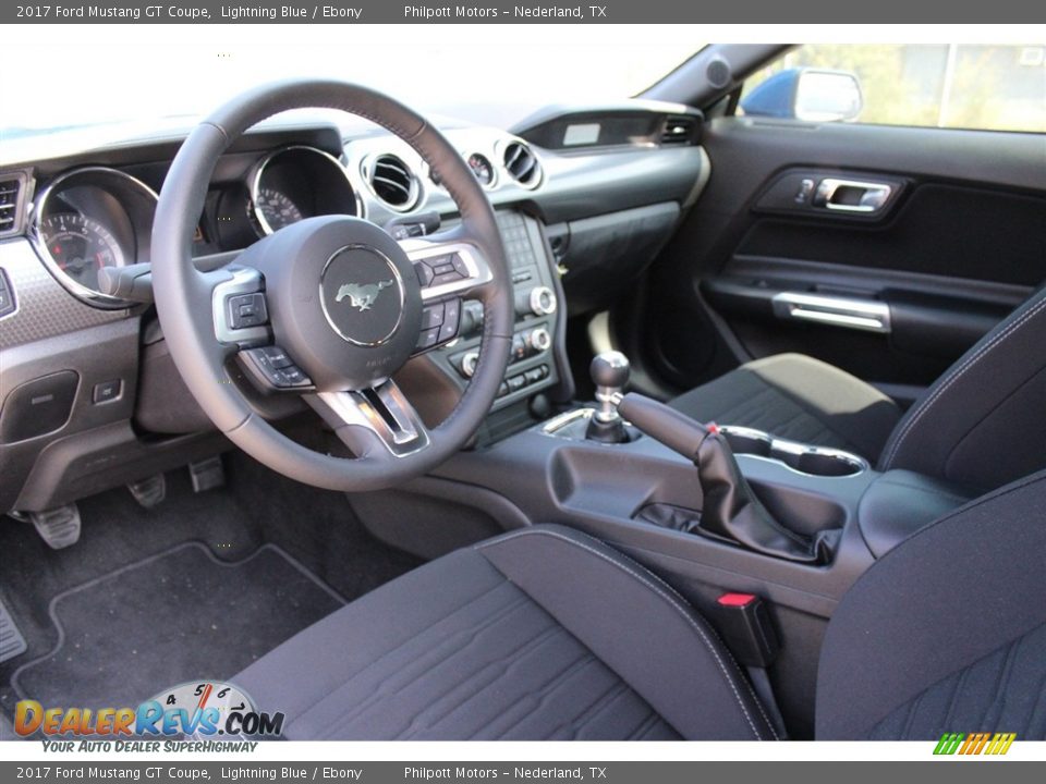 Ebony Interior - 2017 Ford Mustang GT Coupe Photo #9