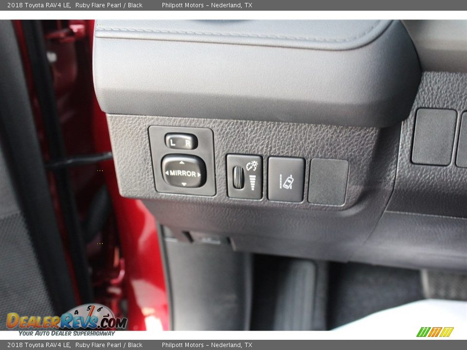 Controls of 2018 Toyota RAV4 LE Photo #15