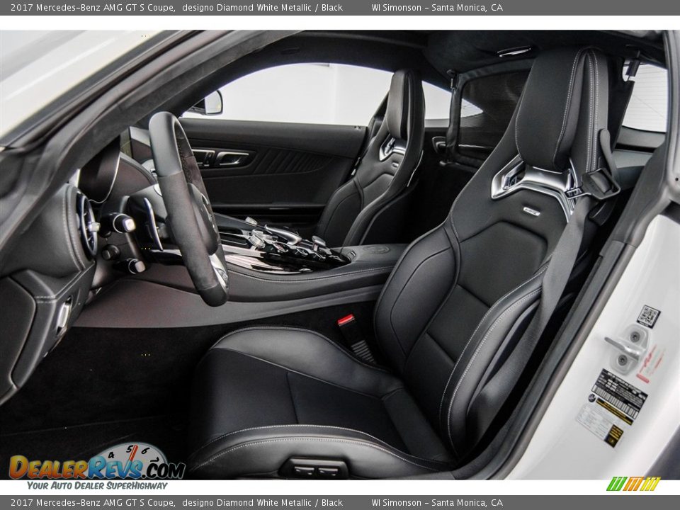 Front Seat of 2017 Mercedes-Benz AMG GT S Coupe Photo #16