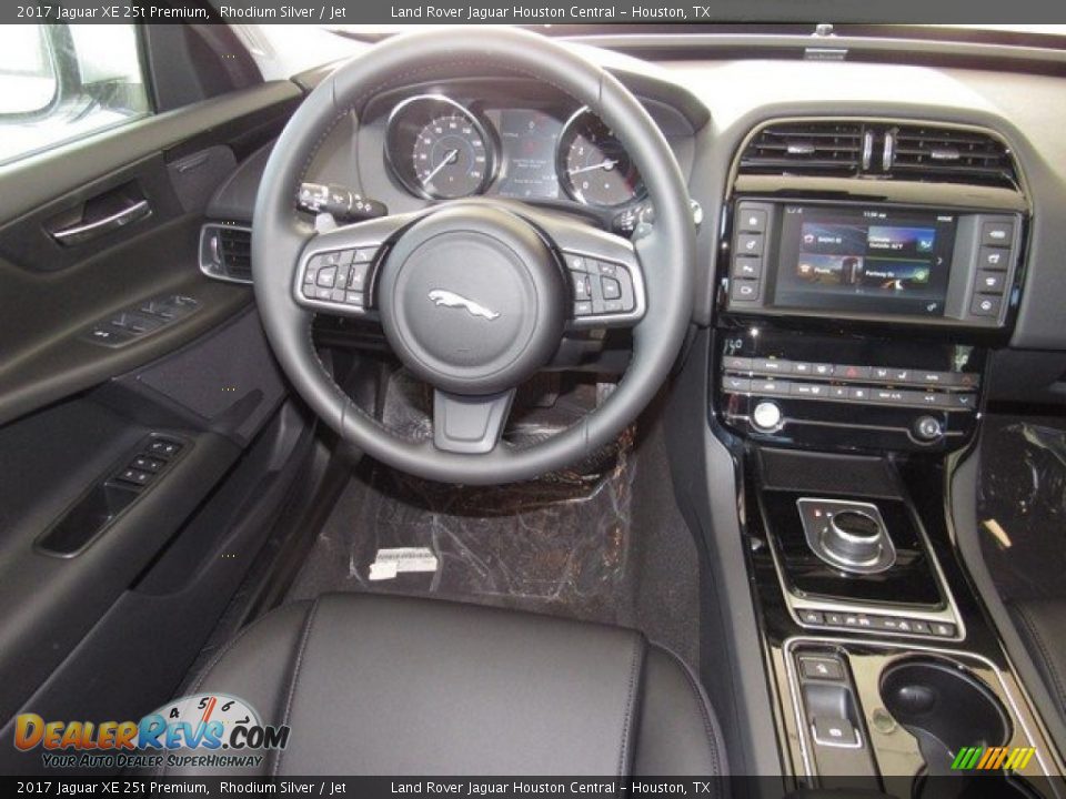 2017 Jaguar XE 25t Premium Rhodium Silver / Jet Photo #13