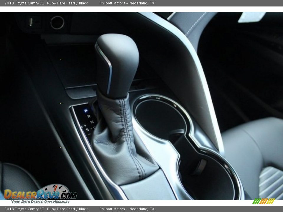 2018 Toyota Camry SE Ruby Flare Pearl / Black Photo #13