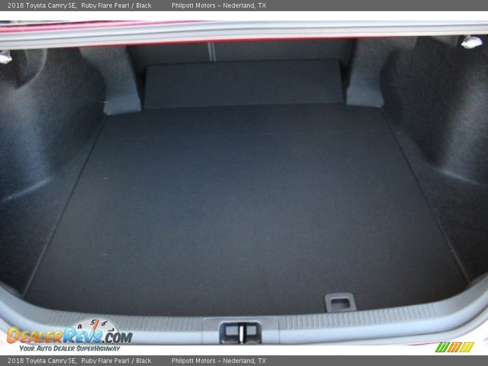 2018 Toyota Camry SE Ruby Flare Pearl / Black Photo #21