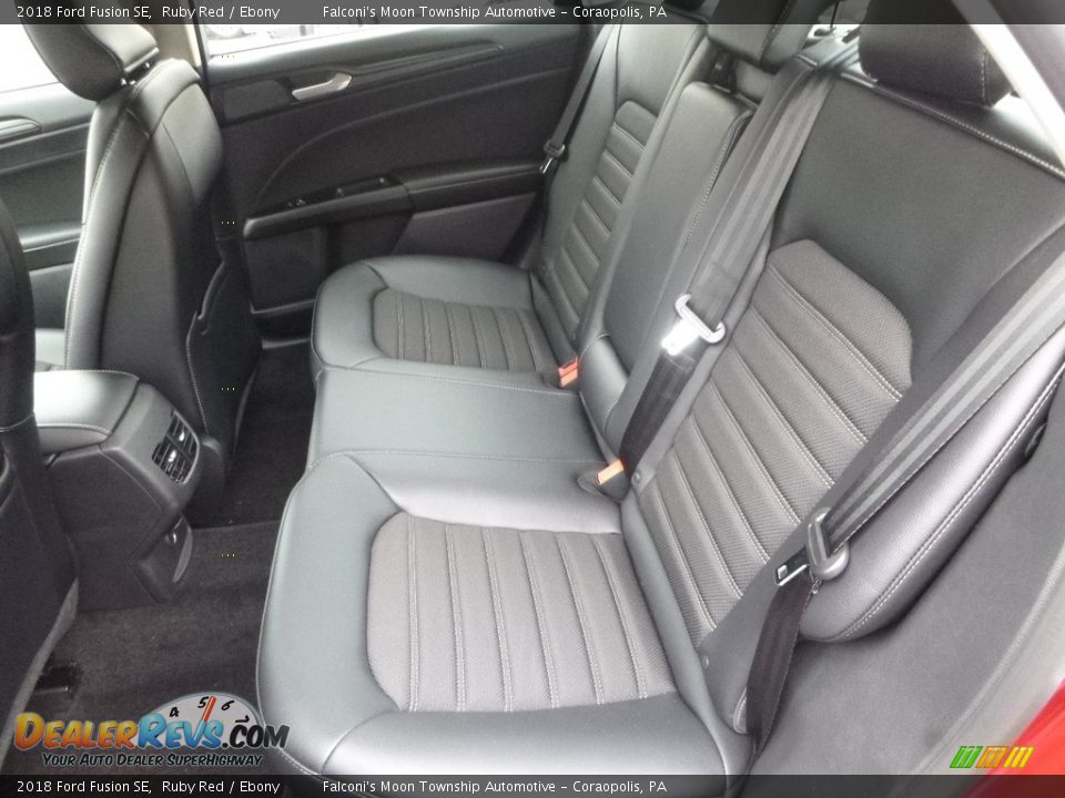 2018 Ford Fusion SE Ruby Red / Ebony Photo #8