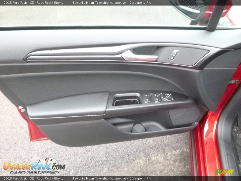 2018 Ford Fusion SE Ruby Red / Ebony Photo #10