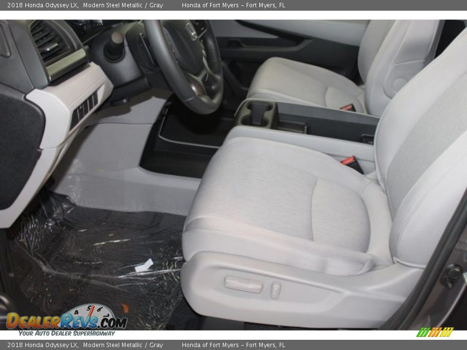 2018 Honda Odyssey LX Modern Steel Metallic / Gray Photo #11