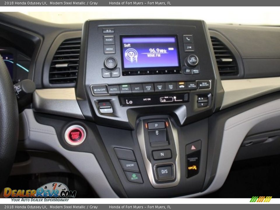 2018 Honda Odyssey LX Modern Steel Metallic / Gray Photo #15