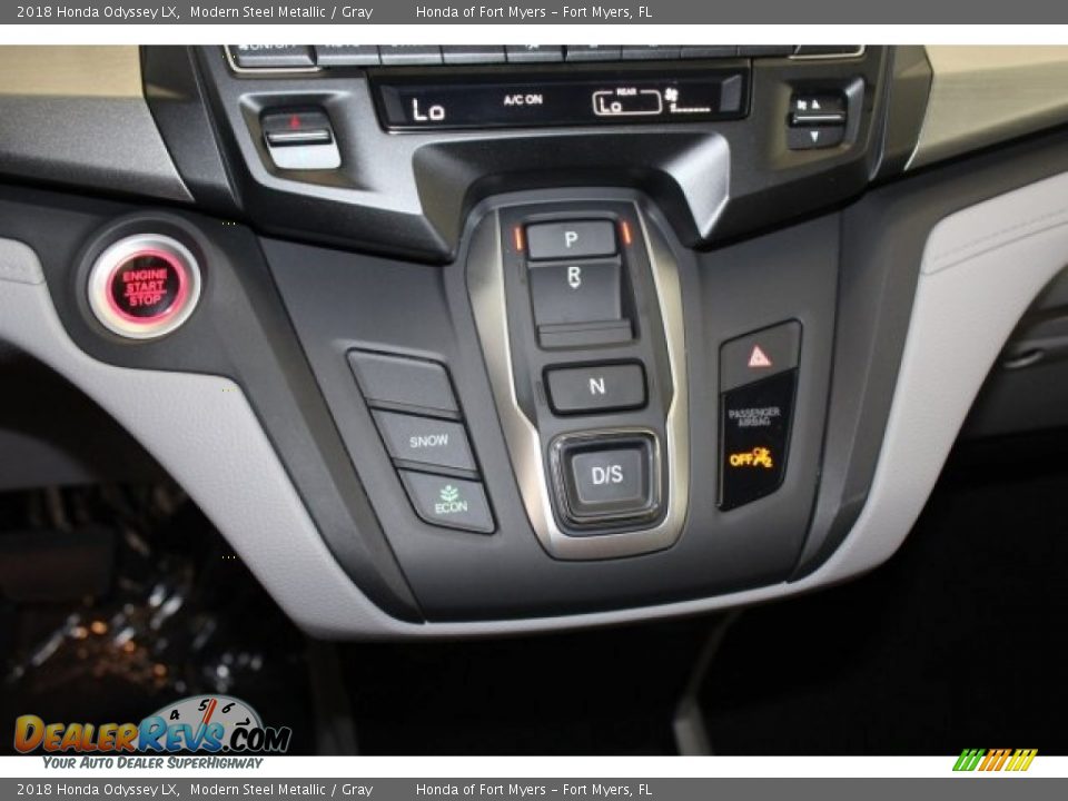 2018 Honda Odyssey LX Modern Steel Metallic / Gray Photo #19