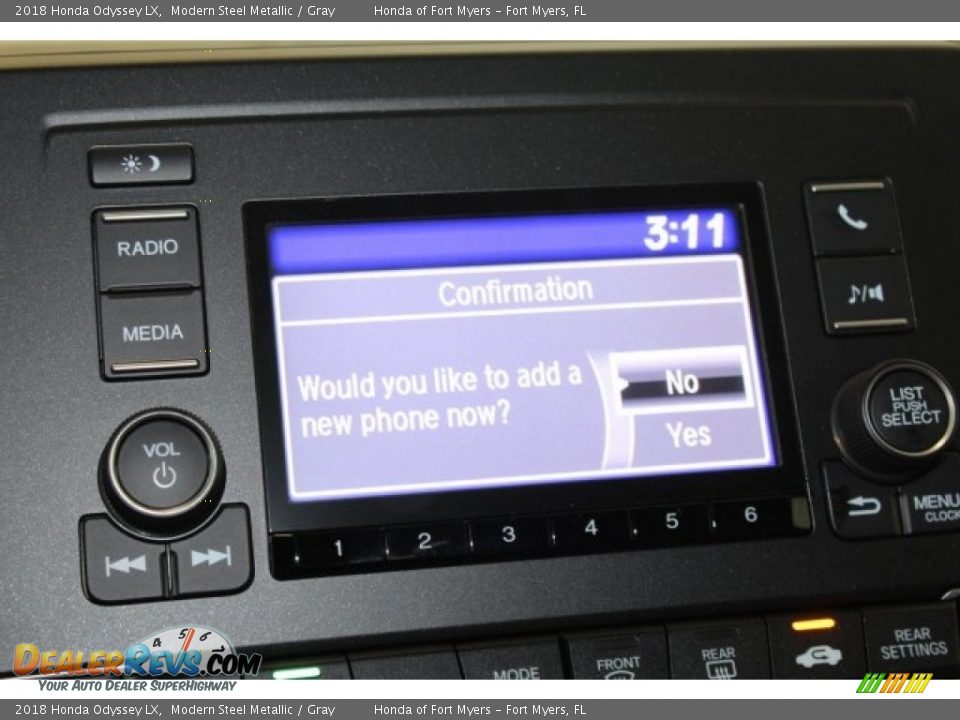 2018 Honda Odyssey LX Modern Steel Metallic / Gray Photo #24