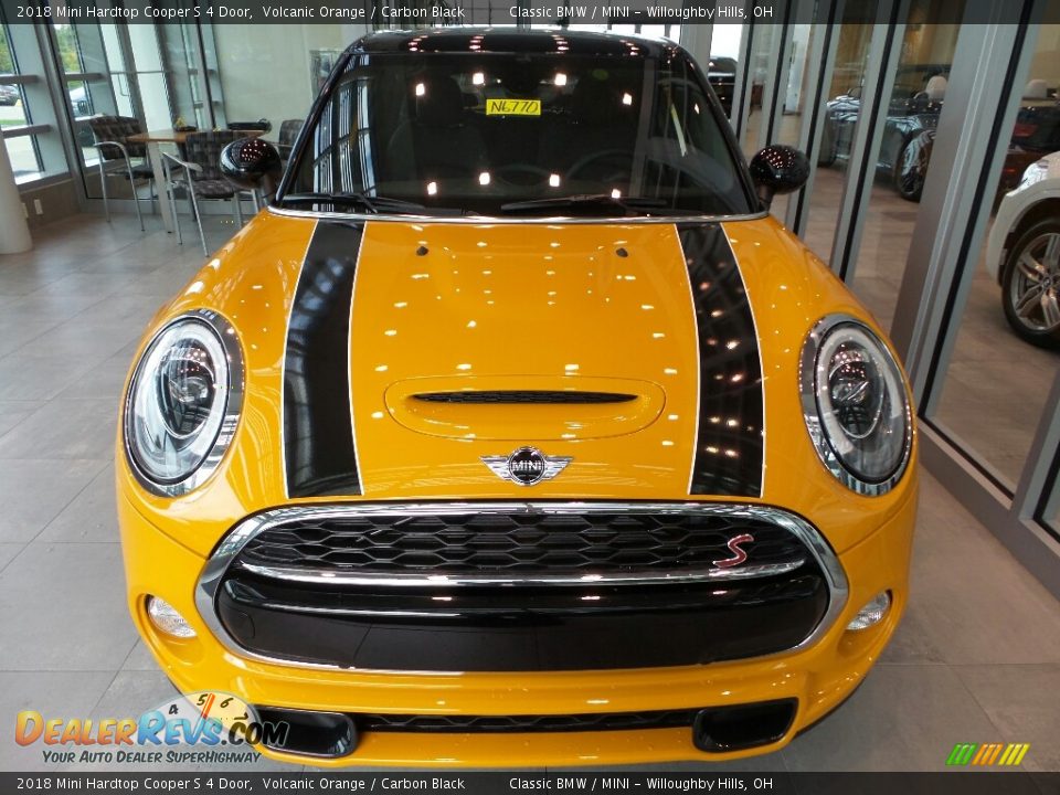 2018 Mini Hardtop Cooper S 4 Door Volcanic Orange / Carbon Black Photo #2