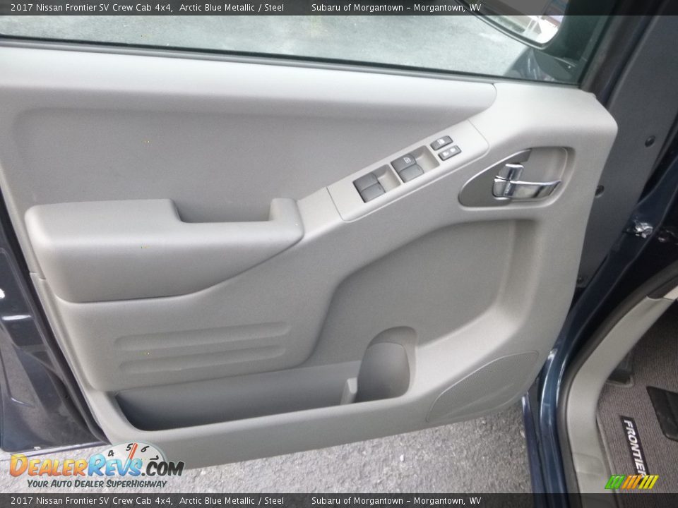 2017 Nissan Frontier SV Crew Cab 4x4 Arctic Blue Metallic / Steel Photo #13