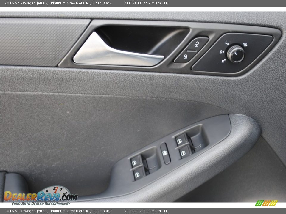2016 Volkswagen Jetta S Platinum Grey Metallic / Titan Black Photo #18
