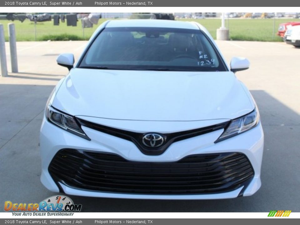 2018 Toyota Camry LE Super White / Ash Photo #3
