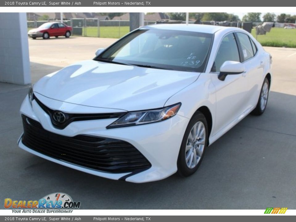 2018 Toyota Camry LE Super White / Ash Photo #4