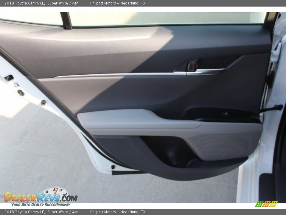 2018 Toyota Camry LE Super White / Ash Photo #17