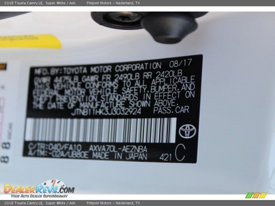 2018 Toyota Camry LE Super White / Ash Photo #24