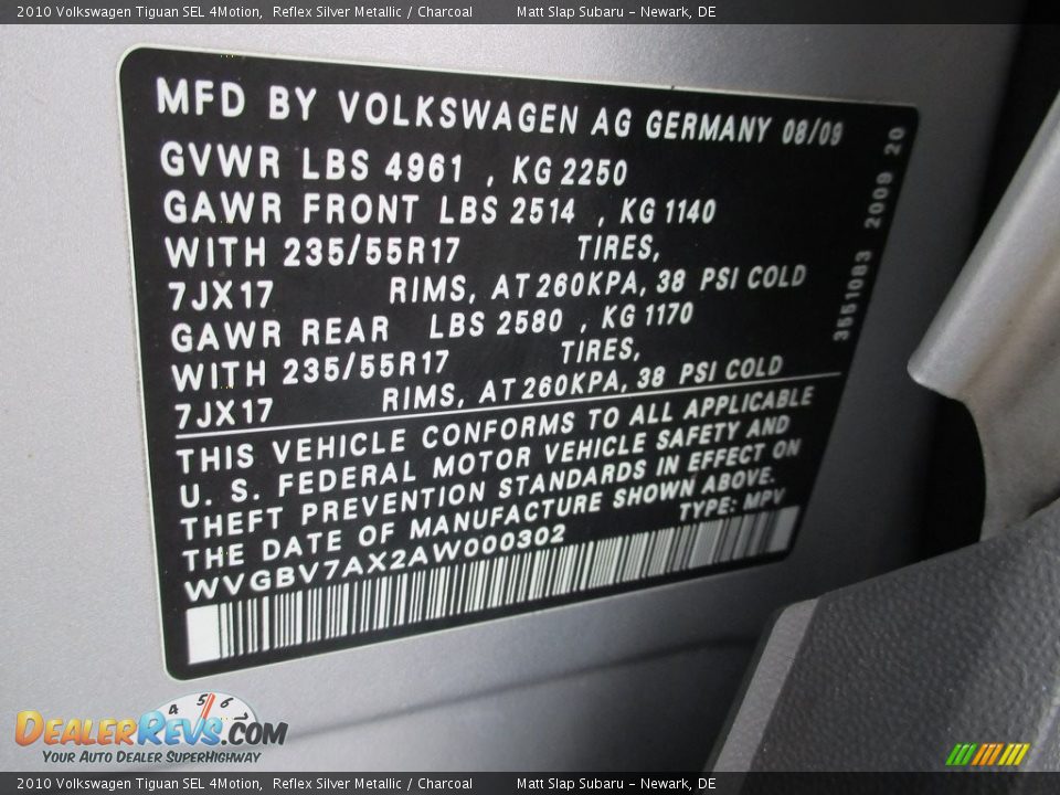 2010 Volkswagen Tiguan SEL 4Motion Reflex Silver Metallic / Charcoal Photo #28