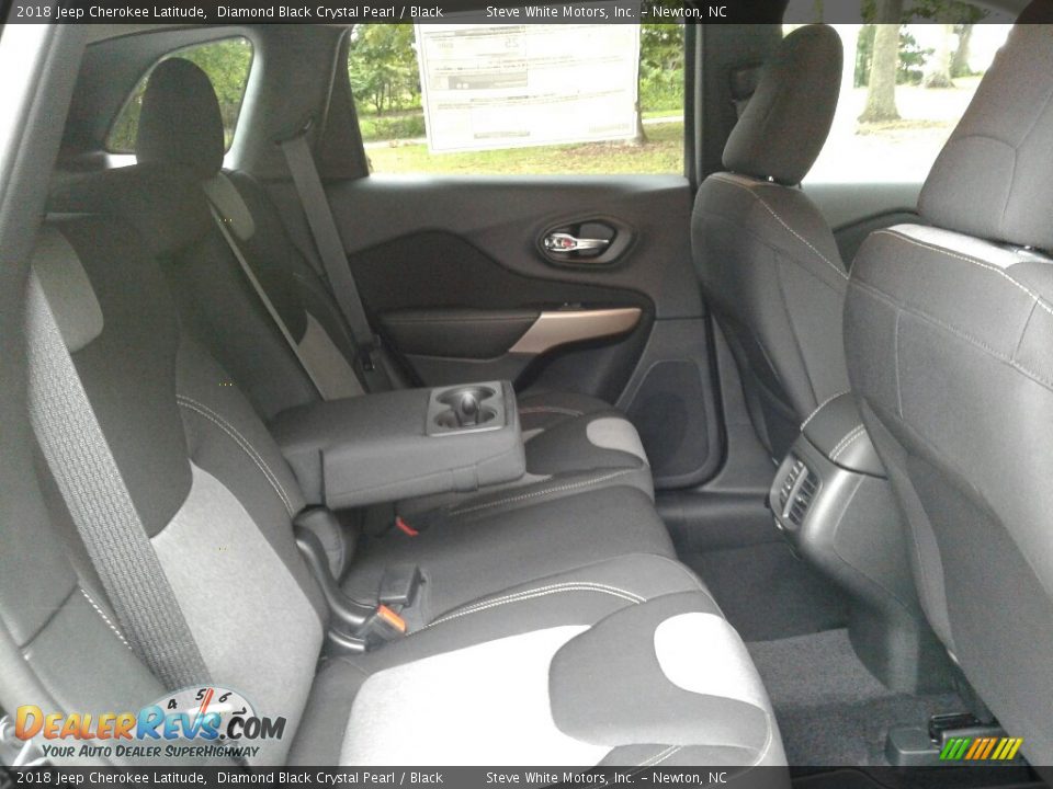 2018 Jeep Cherokee Latitude Diamond Black Crystal Pearl / Black Photo #13